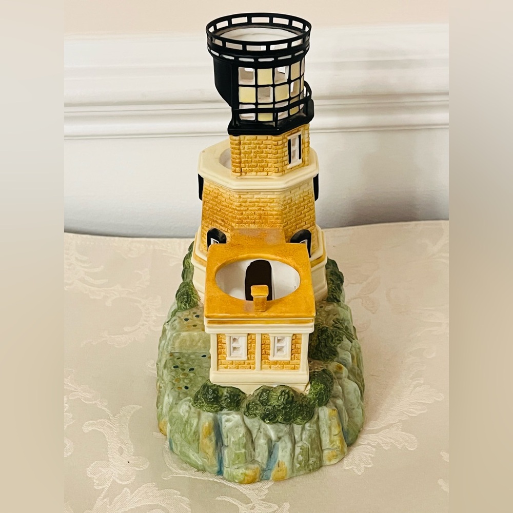 Split Rock Lighthouse Candle Holder- Perfect Home Decor Addition - Picture 11 of 13